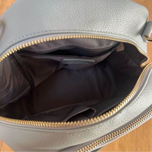 Medium Sized Backpack - Picture 6 of 9